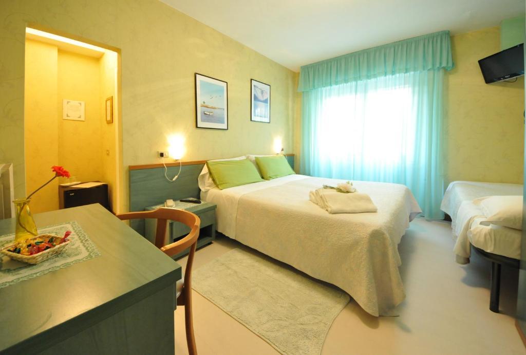 Hotel Manuela Cinquale Chambre photo