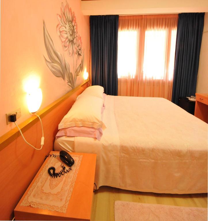 Hotel Manuela Cinquale Chambre photo