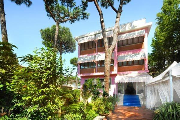Hotel Manuela Cinquale Extérieur photo